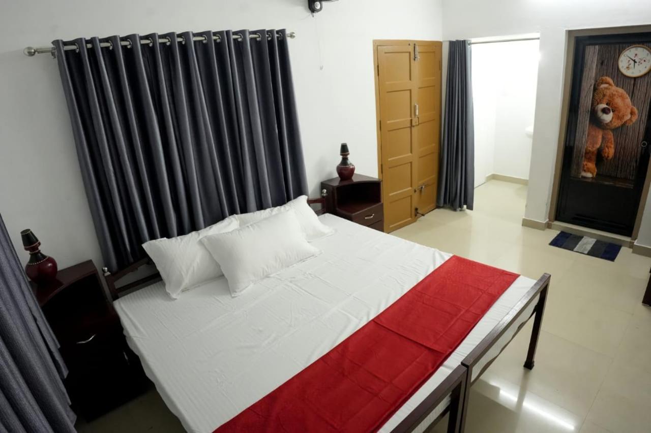 Homestay Phantom Holidays Alappuzha